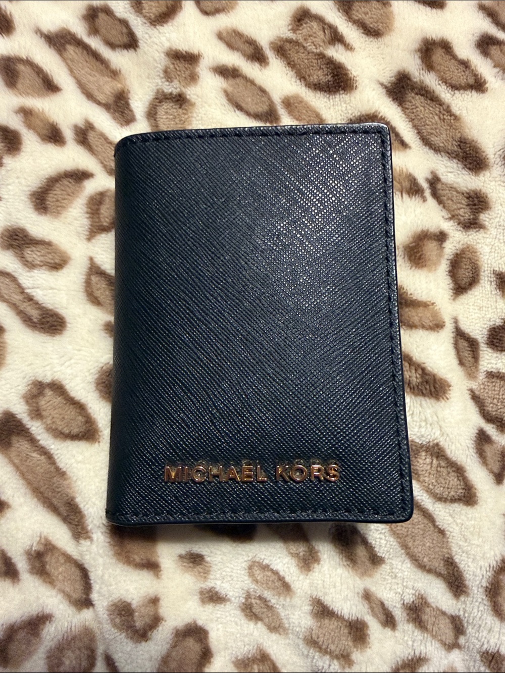 Michael Kors Black Saffiano Leather Card Holder with Portable Charger
